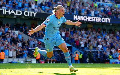 英超曼城队哈兰德进球后庆祝瞬间高清集锦